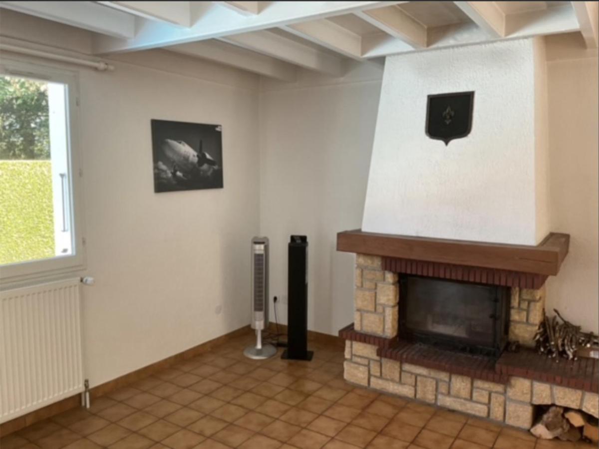 Villa Avec Piscine, Vue Lac Et Montagne 塞夫里耶 外观 照片